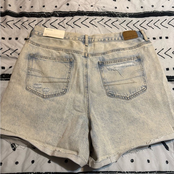 NWT American Eagle shorts - Picture 3 of 3